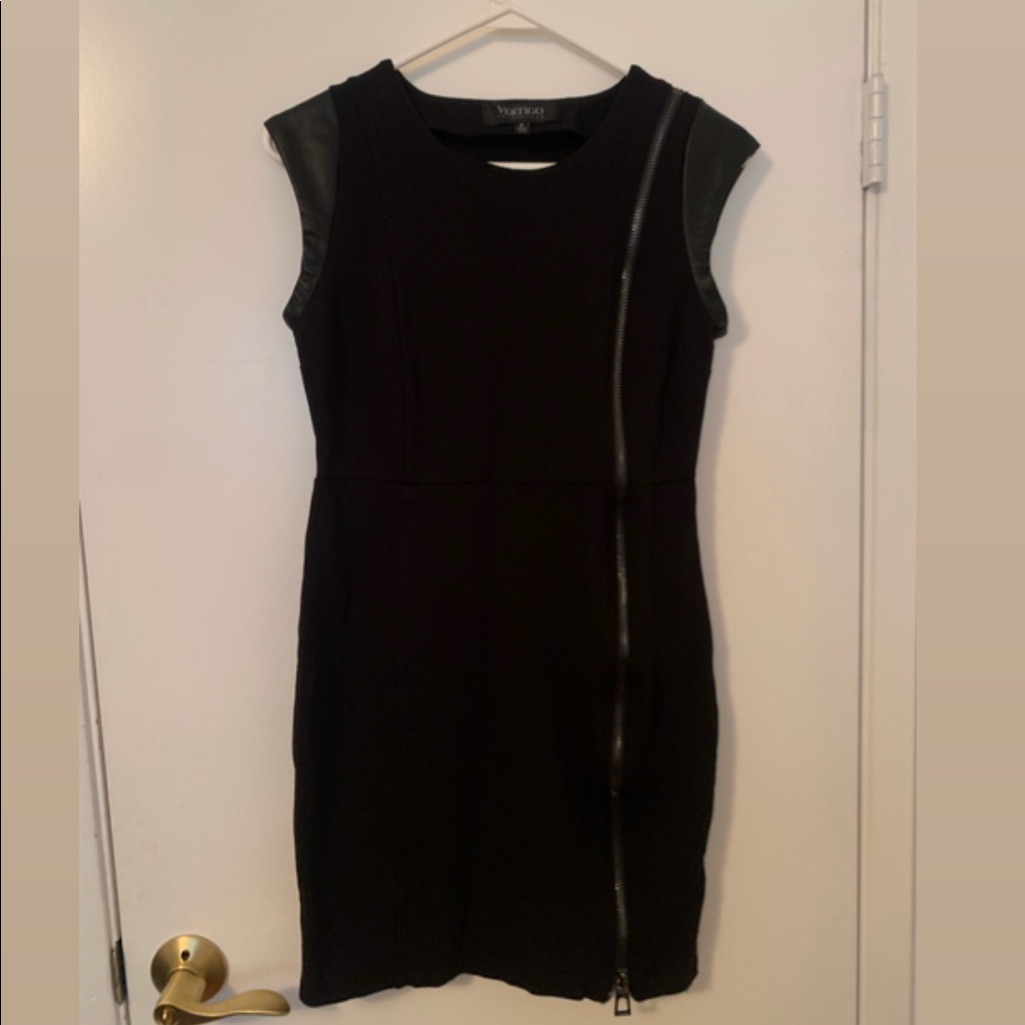 Vertigo Paris Collection Black Zipper Bodycon Dress